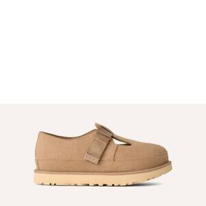 NEW UGG women's goldenstar mary jane shoes in sand